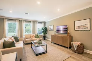 10206 White Magnolia Sq, Thonotosassa, FL 33592 - Photo 12