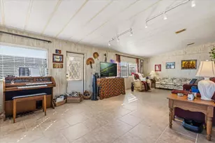 1020 Dustin Dr, Lady Lake, FL 32159 - Photo 8