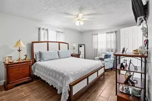 1106 Landsdowne Dr, Sebastian, FL 32958 - Photo 16