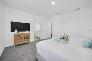 1154 Oak Bluff Dr, Davenport, FL 33837 - Photo 18