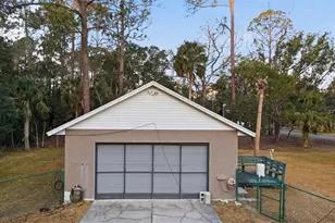1012 Pine Tree Dr, Eustis, FL 32726 - Photo 4
