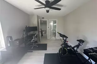 39 Essex Ct, Royal Palm Beach, FL 33411 - Photo 16