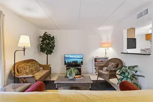 291 Lewfield Cir, Winter Park, FL 32792 - Photo 4