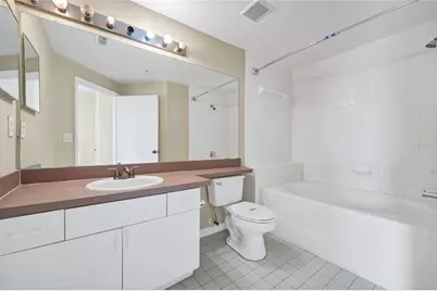 5506 Metrowest Boulevard #13-201, Orlando, FL 32811 - Photo 20