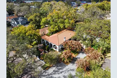 926 E Shadowlawn Avenue, Tampa, FL 33603 - Photo 52