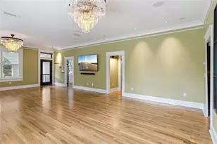 926 E Shadowlawn Ave, Tampa, FL 33603 - Photo 6