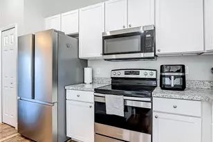 640 Chestnut Ave, Orange City, FL 32763 - Photo 18