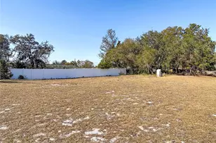 640 Chestnut Ave, Orange City, FL 32763 - Photo 30
