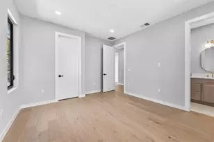 22 E Steele St, Orlando, FL 32804 - Photo 60