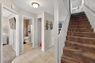 1300 Woodman Way, Orlando, FL 32818 - Photo 4