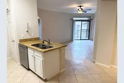 911 N Orange Avenue #532, Orlando, FL 32801 - Photo 4