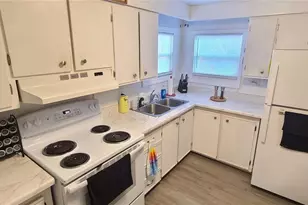 5240 Pineland Ave, Port Orange, FL 32127 - Photo 14