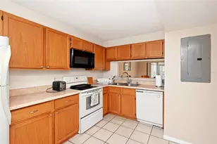 6250 Peregrine Ct, Orlando, FL 32819 - Photo 8