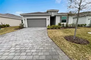 7863 Lakes Edge Ln, Port Charlotte, FL 33981 - Photo 8