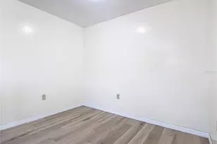 467 Hunter Cir, Kissimmee, FL 34758 - Photo 10