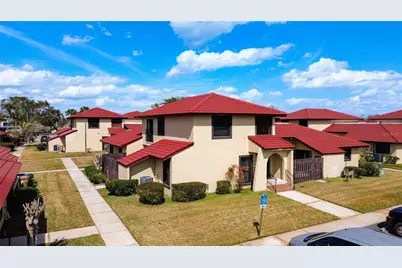 467 Hunter Circle, Kissimmee, FL 34758 - Photo 2