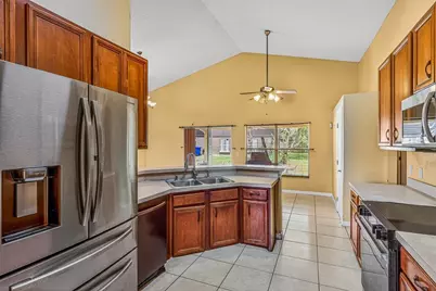 1000 Royal Marquis Circle, Ocoee, FL 34761 - Photo 4