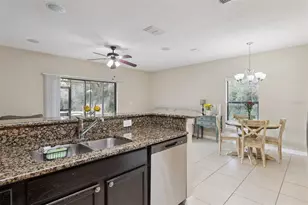 601 Joyful Blossom Pl, Longwood, FL 32750 - Photo 10