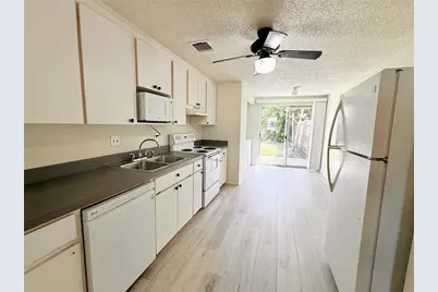 4107 78th Street W #4107, Bradenton, FL 34209 - Photo 6