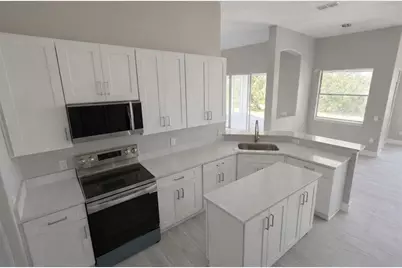 3504 Valleyview Drive, Kissimmee, FL 34746 - Photo 6