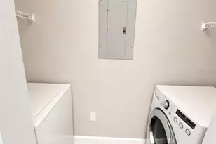 5447 Vineland Rd, Orlando, FL 32811 - Photo 18