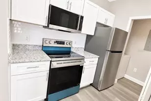 5447 Vineland Rd, Orlando, FL 32811 - Photo 6