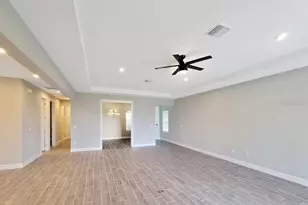 11019 Devonbridge Dr, Palmetto, FL 34221 - Photo 6