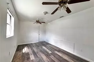 2848 Empire Pl, Sanford, FL 32773 - Photo 8