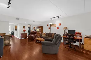 5214 Cypress Creek Dr, Orlando, FL 32811 - Photo 8