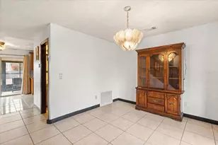 5102 Hickory Ridge Rd, Orlando, FL 32818 - Photo 6