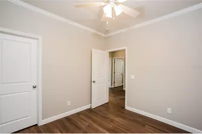 1311 28th Street S, Saint Petersburg, FL 33712 - Photo 12