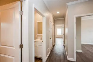 1311 28th St S, Saint Petersburg, FL 33712 - Photo 16