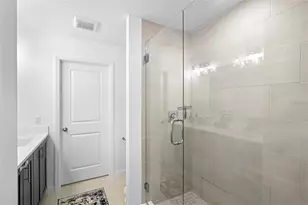 17682 Northlake Grv Dr, Winter Garden, FL 34787 - Photo 22