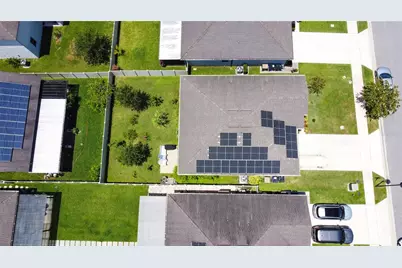 1808 Cayman Cove Cir, Saint Cloud, FL 34772 - Photo 2