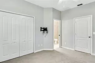 10624 Savannah Wood Dr, Orlando, FL 32832 - Photo 12