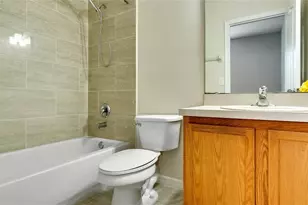 10624 Savannah Wood Dr, Orlando, FL 32832 - Photo 16