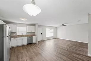 919 18th St S, Saint Petersburg, FL 33712 - Photo 6