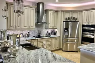 1525 Lexington Ave, Davenport, FL 33837 - Photo 4