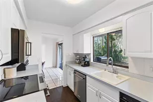 710 Briarwood Dr, Winter Springs, FL 32708 - Photo 10