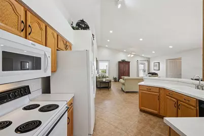 1251 Twin Rivers Boulevard, Oviedo, FL 32766 - Photo 22