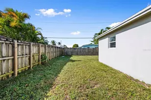 5641 NE 8th Ave, Wilton Manors, FL 33334 - Photo 14