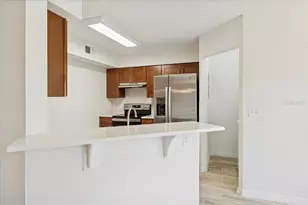 4617 Gate Pl, Orlando, FL 32811 - Photo 10