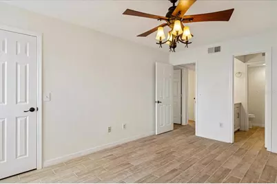 4617 Gate Pl #105, Orlando, FL 32811 - Photo 18