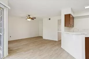 4617 Gate Pl, Orlando, FL 32811 - Photo 8