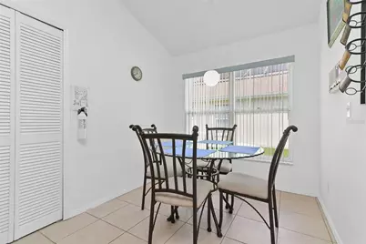 2671 Chatham Circle, Kissimmee, FL 34746 - Photo 12