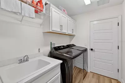 7022 Minchew Circle, The Villages, FL 34762 - Photo 24