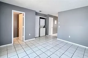 5517 Decatur St, Orlando, FL 32807 - Photo 10