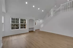 6593 Queens Borough Ave, Orlando, FL 32835 - Photo 10