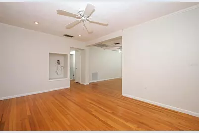 819 Canovia Avenue, Orlando, FL 32804 - Photo 14