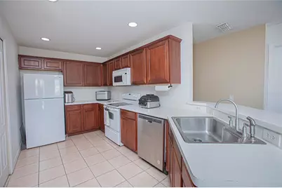 3936 Pemberly Pines Circle, Saint Cloud, FL 34769 - Photo 8